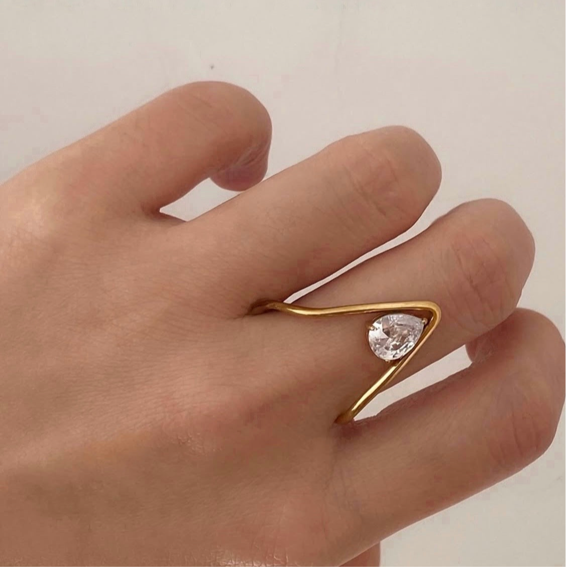 VERA RING