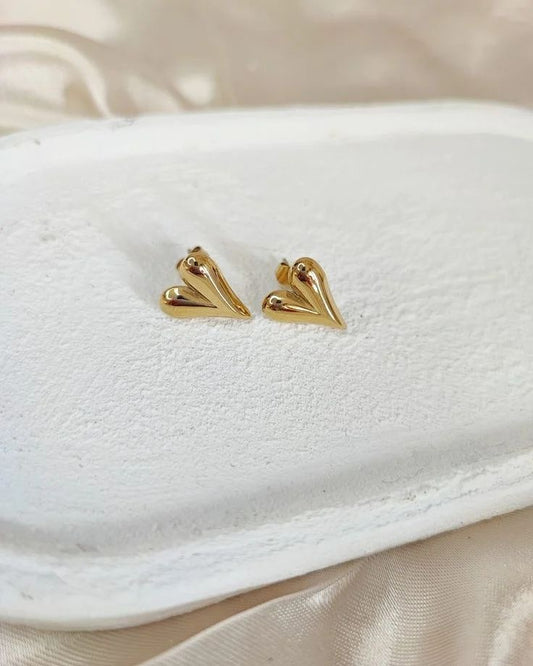 HEART STUDS