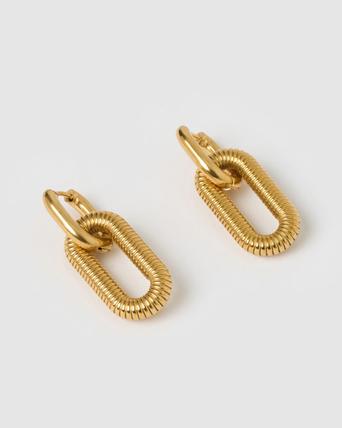 LYLIA EARRING