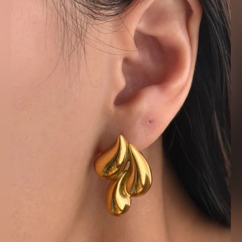 SOFT SHINE EARRINGS