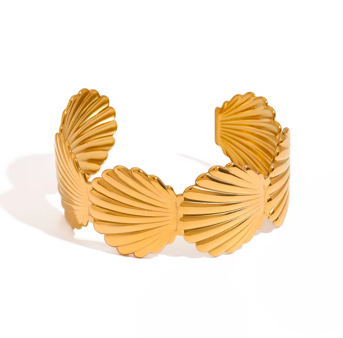 SHELL CUFF BRACELET
