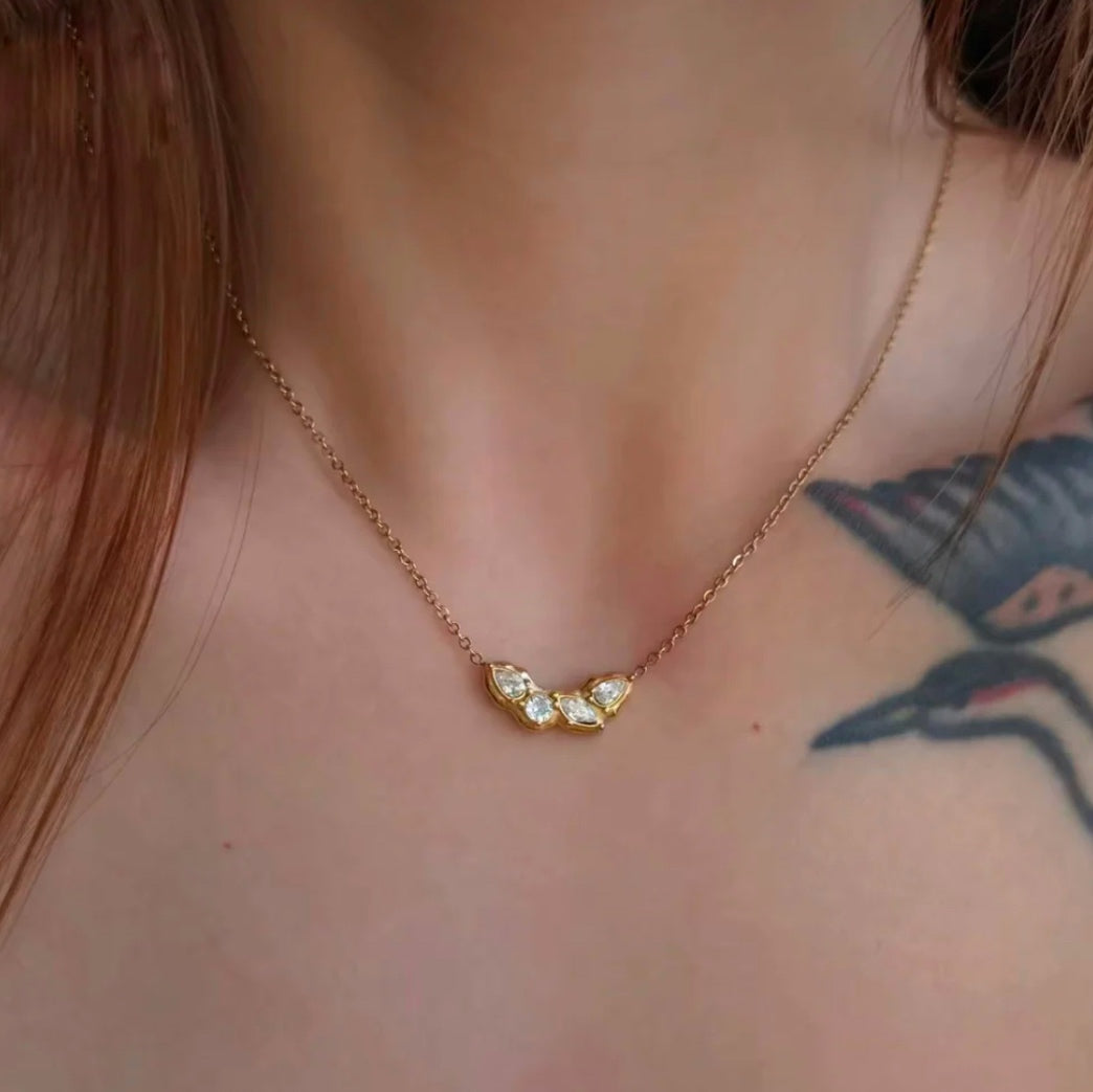LUMA NECKLACE