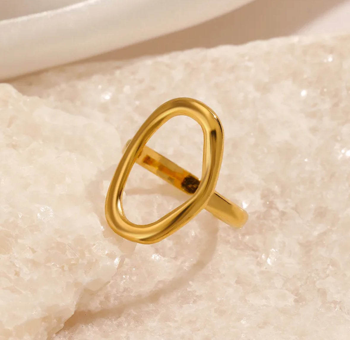 HELLA RING