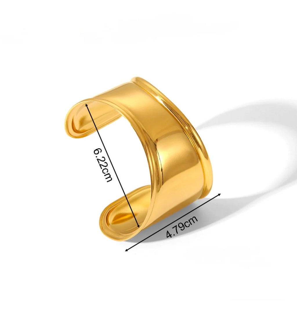 CLASSIC CUFF BRACELET