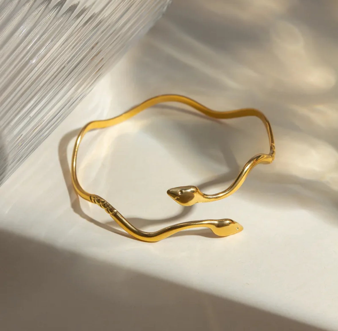 RETRO SNAKE BRACELET