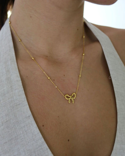 BOWKISS NECKLACE