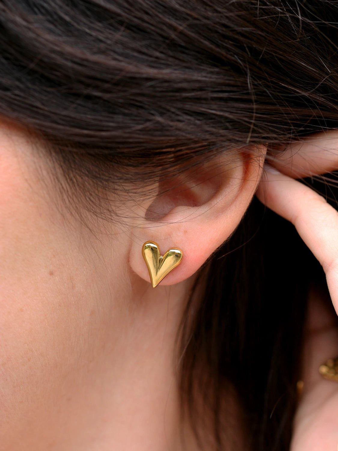 HEART STUDS