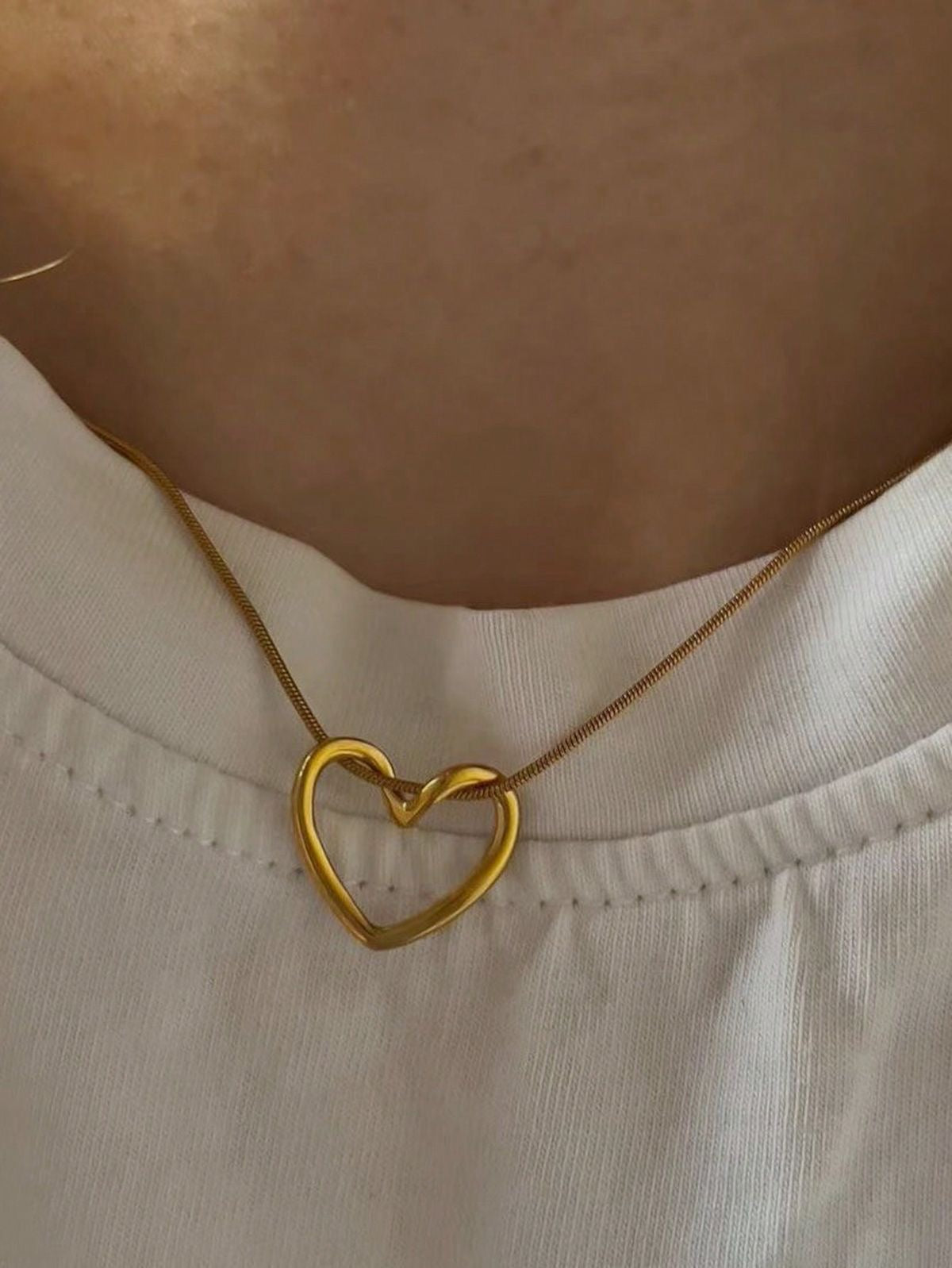 LIL HEART NECKLACE
