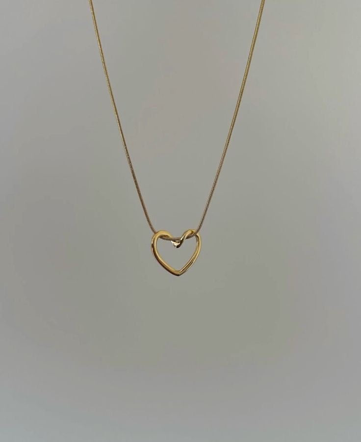LIL HEART NECKLACE
