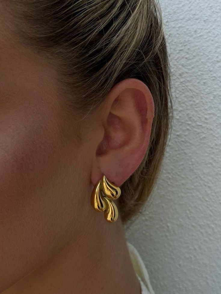 SOFT SHINE EARRINGS