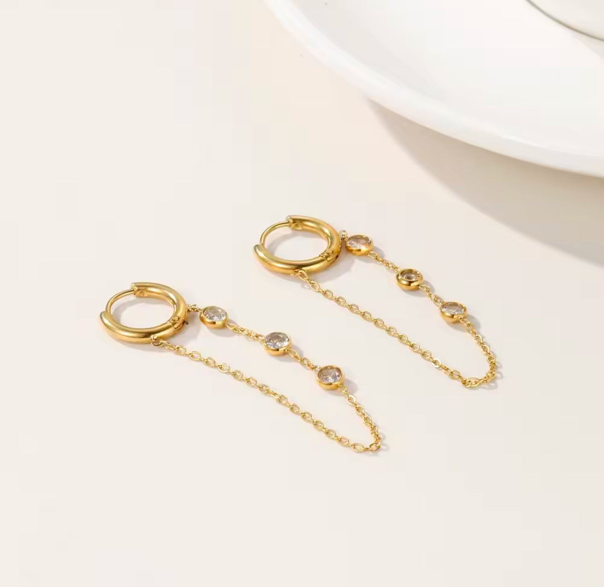 SURU EARRING