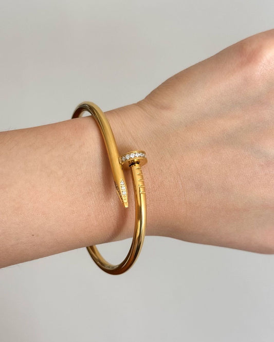 NAIL BRACELET