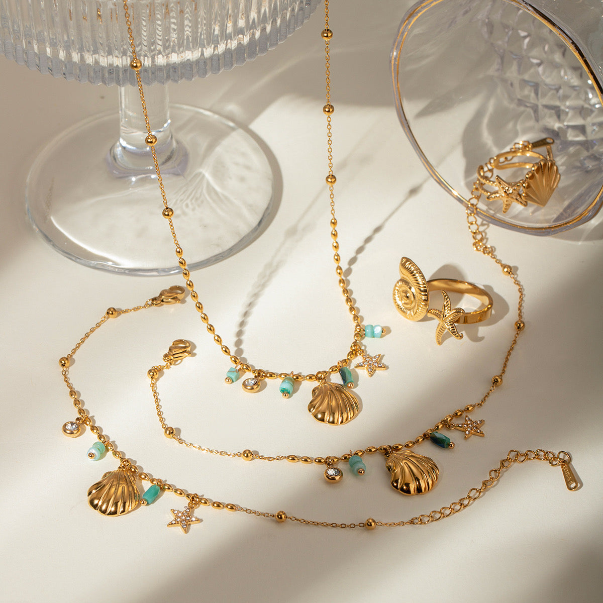 SEAMIST CHARM NECKLACE