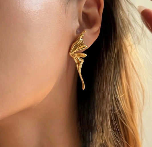 BUTTERFLY EARRING