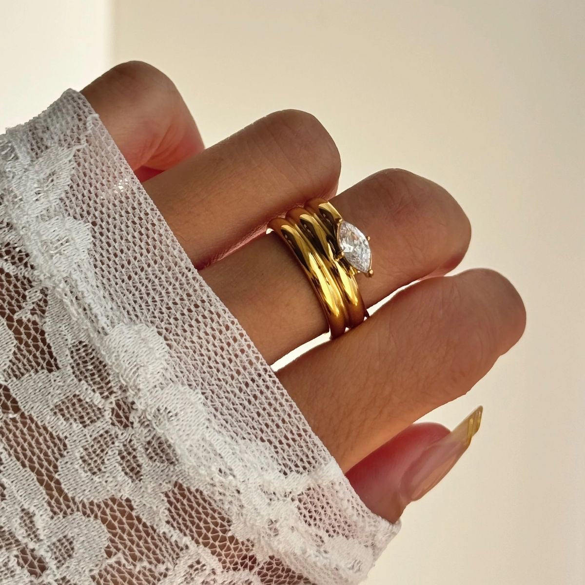 ALARA RING