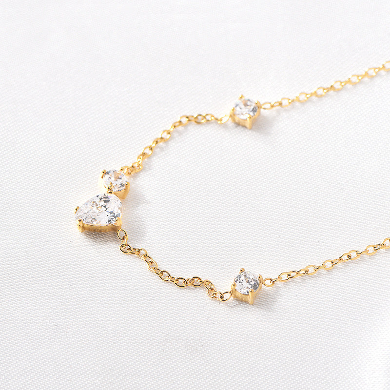 STARLACE NECKLACE