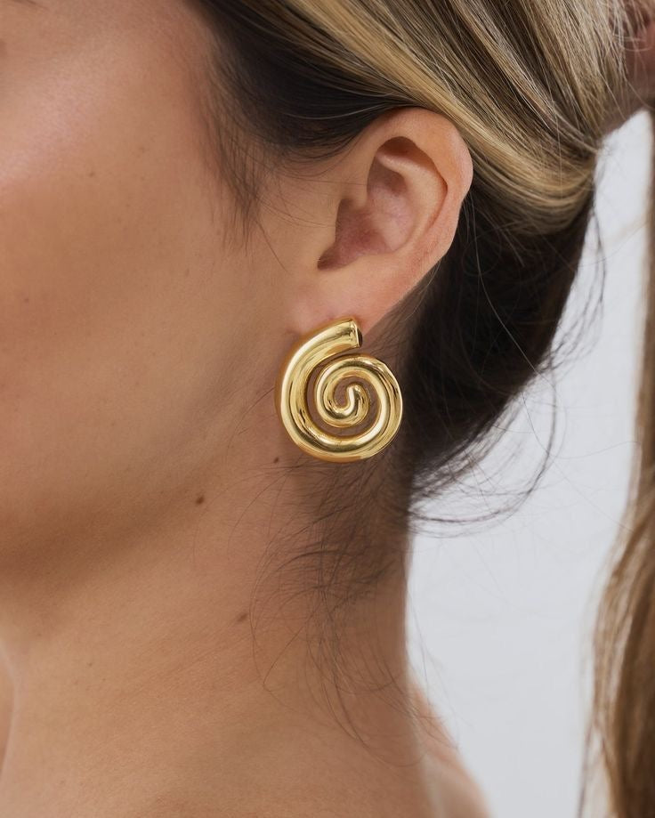 IDA GOLD EARRING