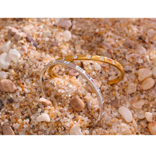 GROWN DIAMOND BRACELET