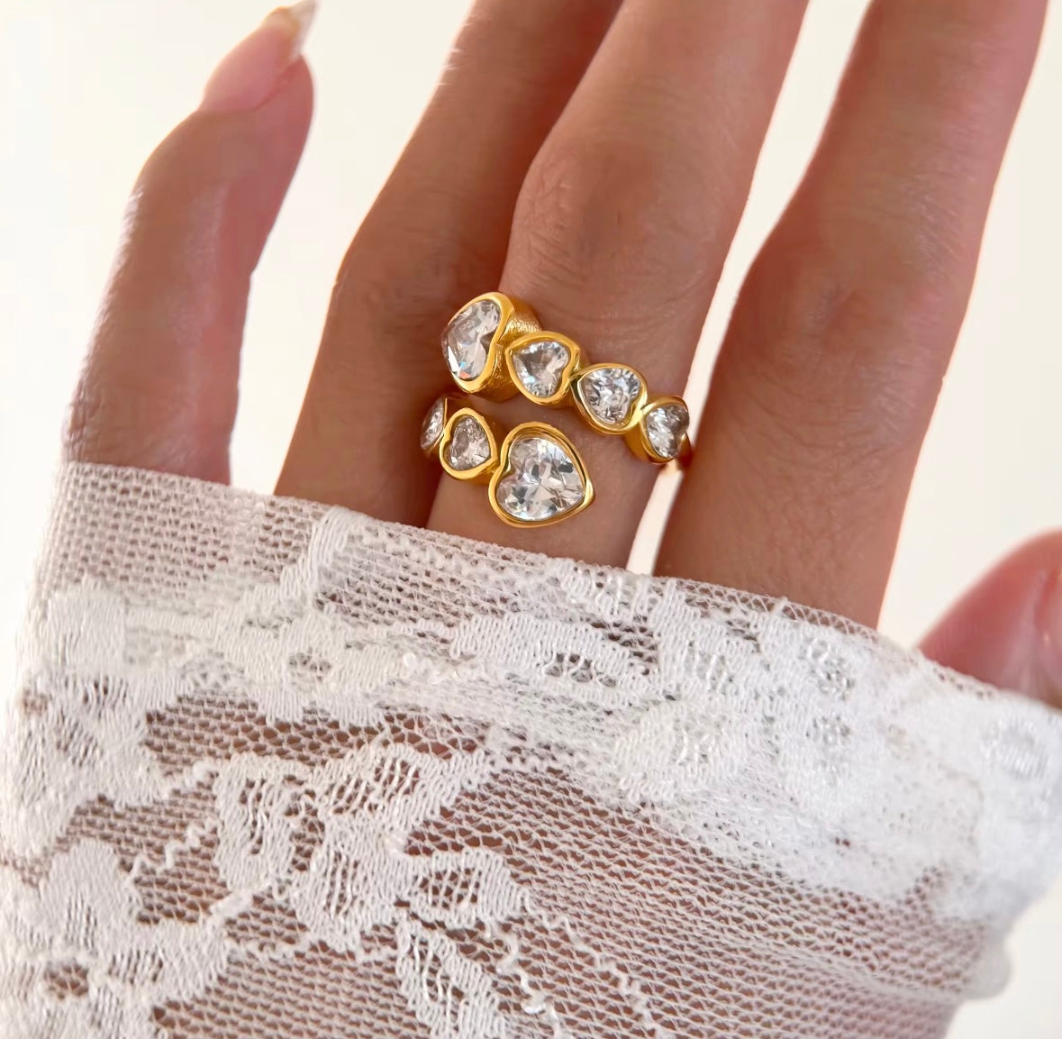 LEAH RING