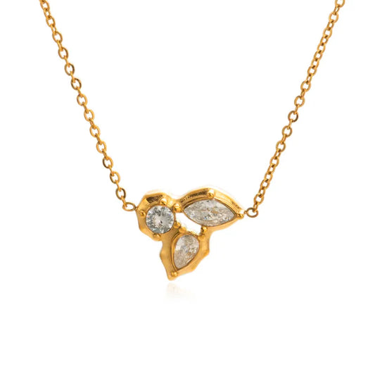 SOLRIA NECKLACE