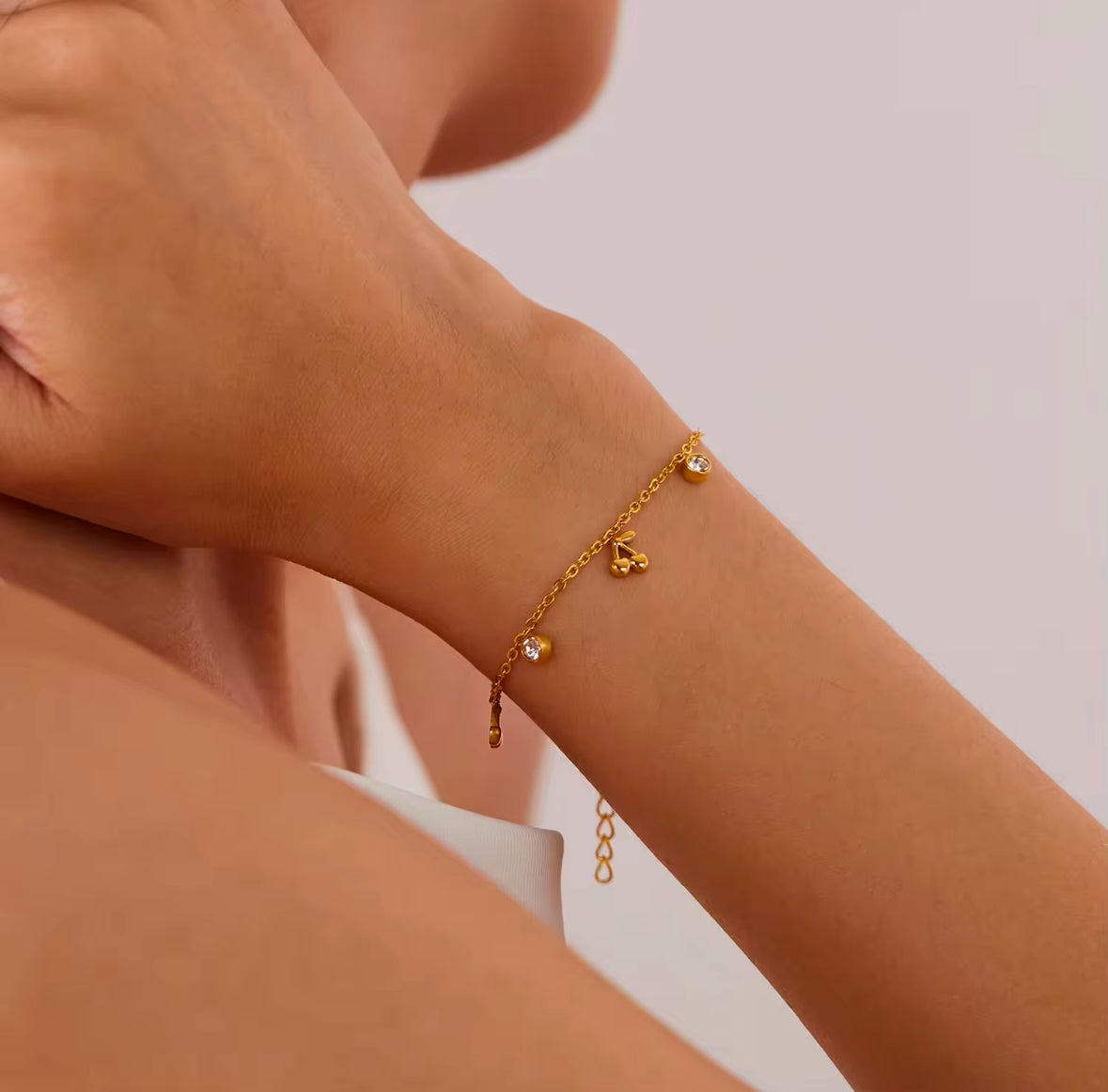 CHERRY BRACELET