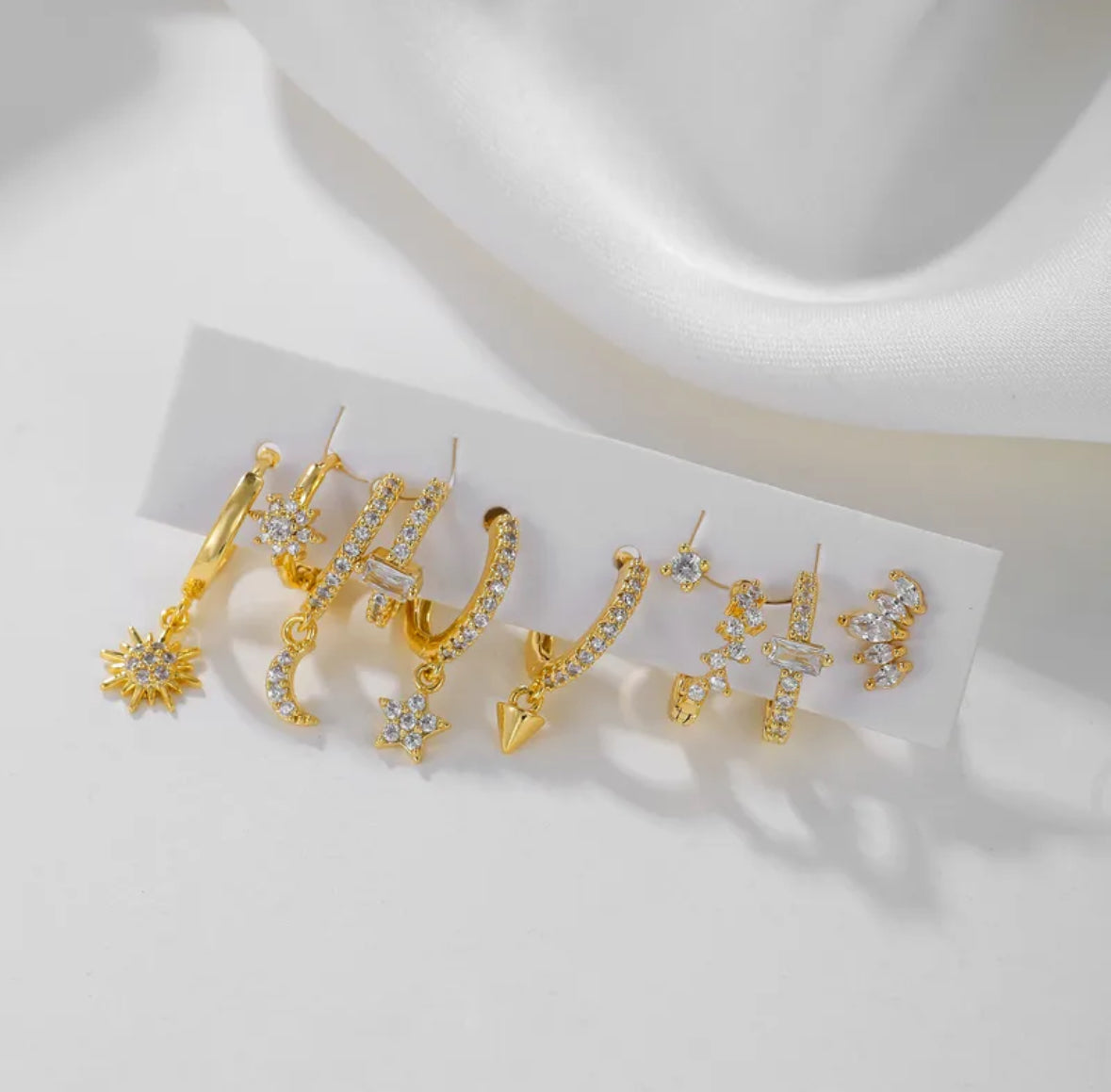 STAR AND MOON EARRINGS (Set of 10)
