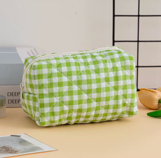 GREEN GINGHAM POUCHE