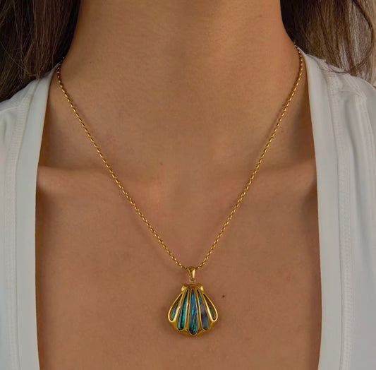 MERMAID NECKLACE