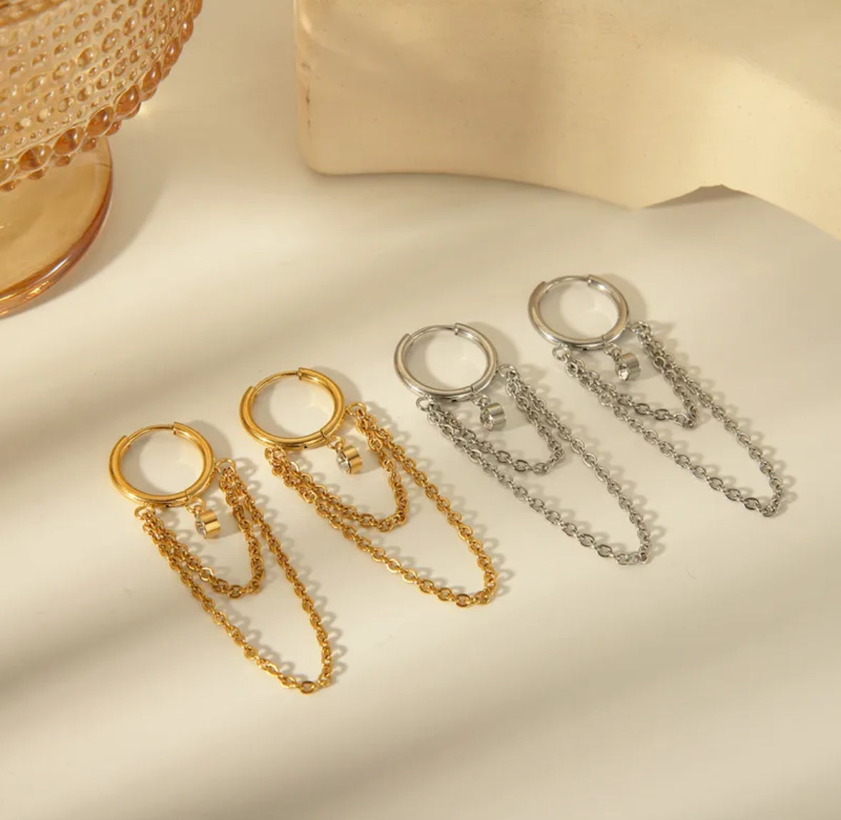 SAANURA EARRING