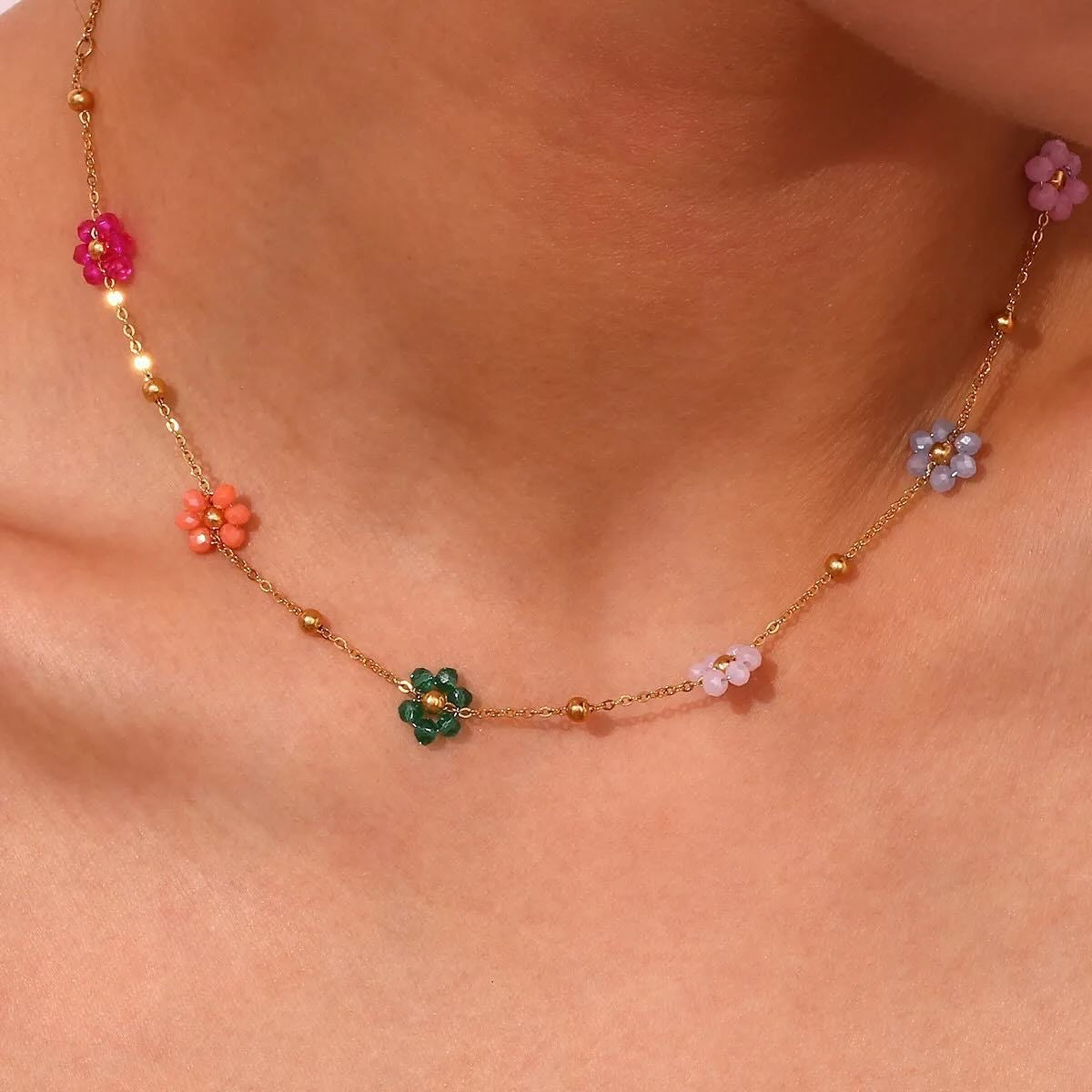 DAISY NECKLACE