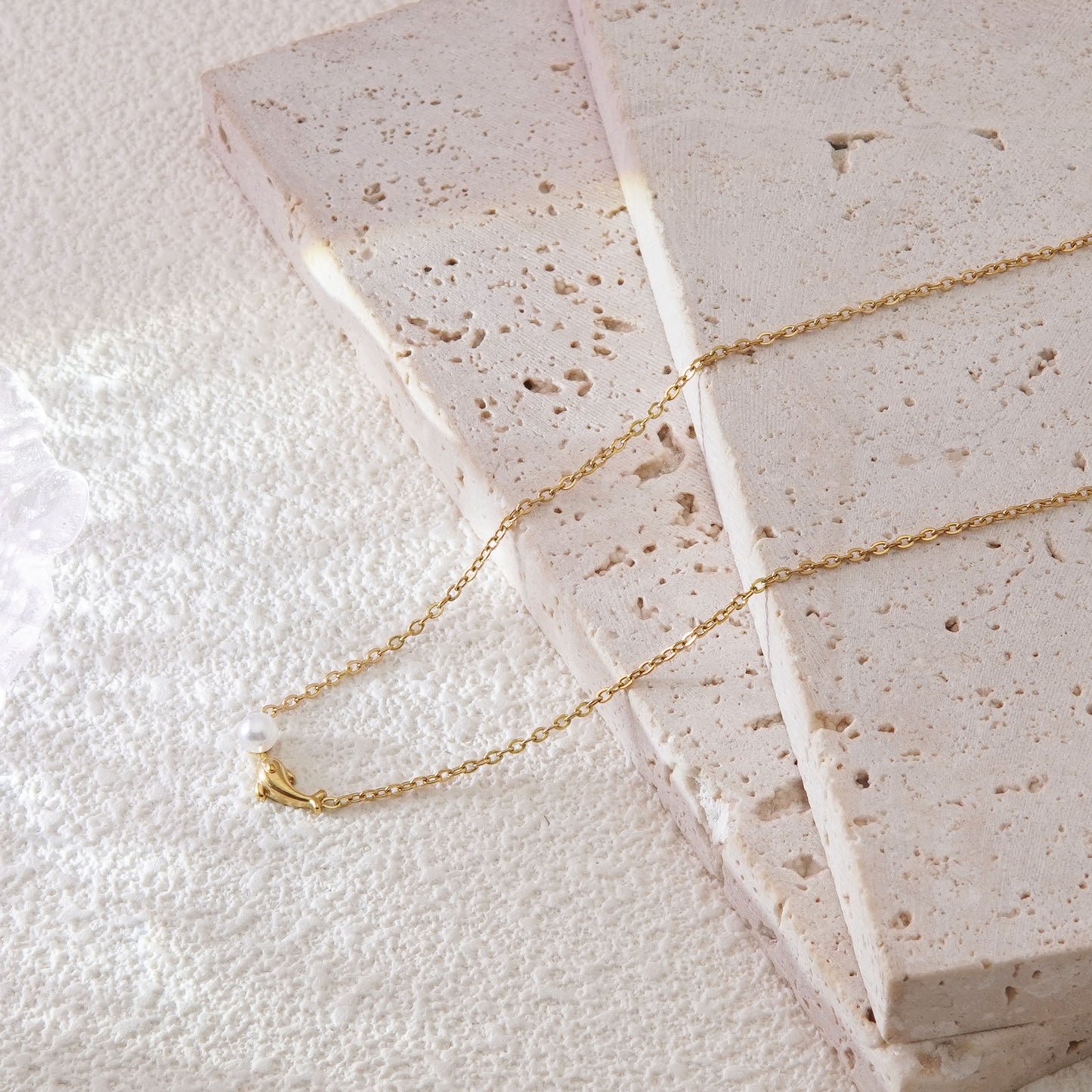 OCEAN DANCE NECKLACE