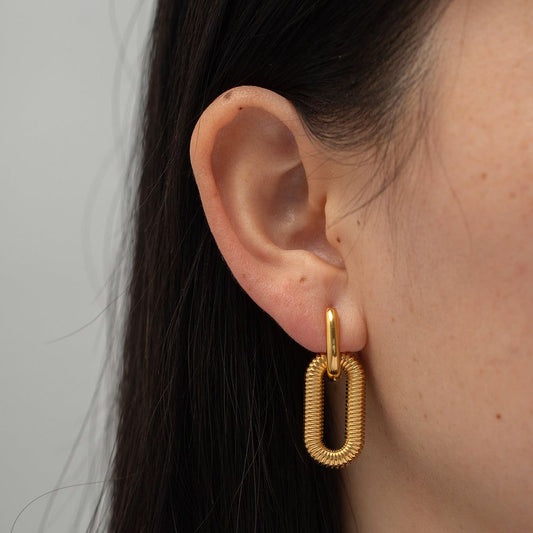 LYLIA EARRING